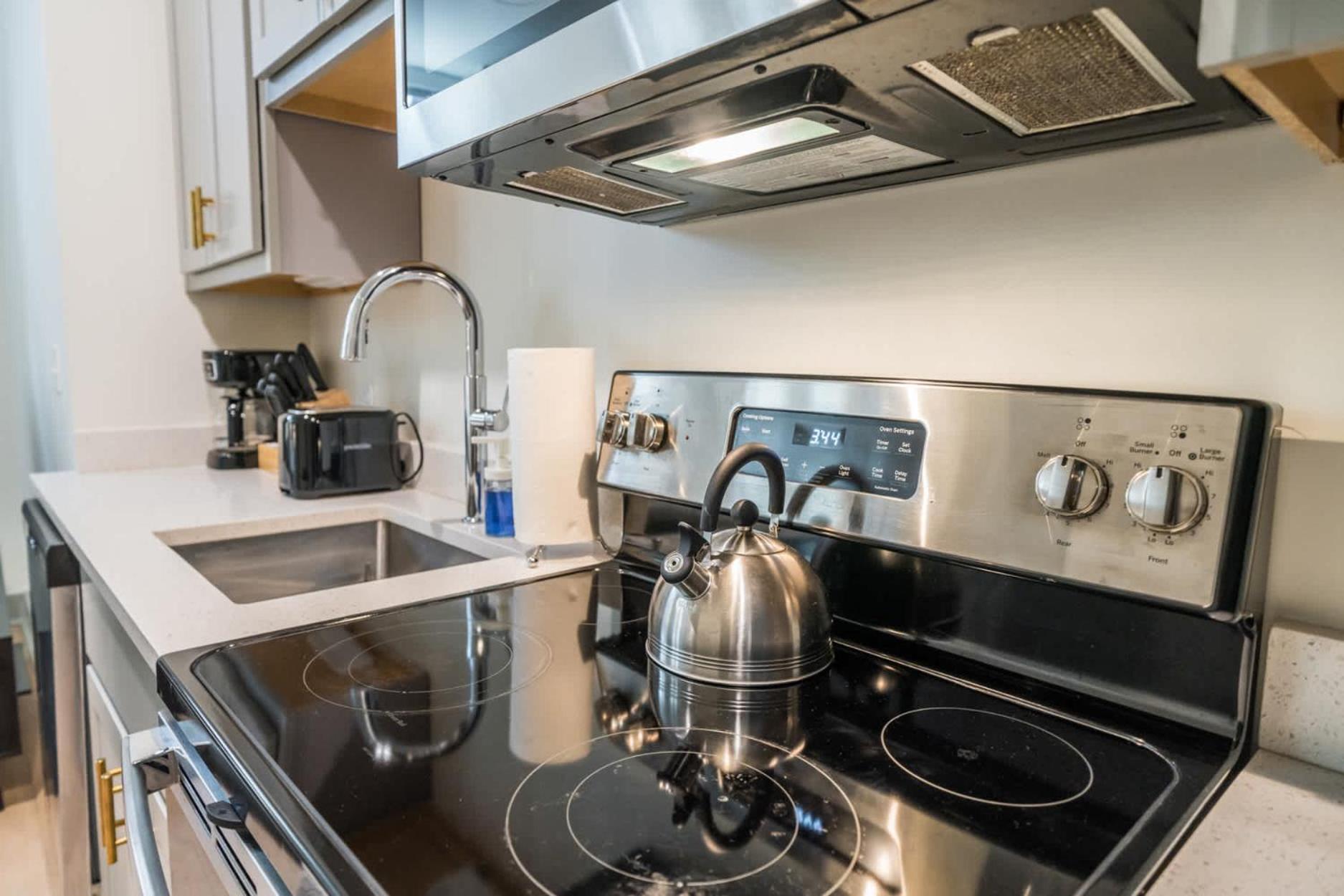 Apartment Bright And Modern In # 107 *